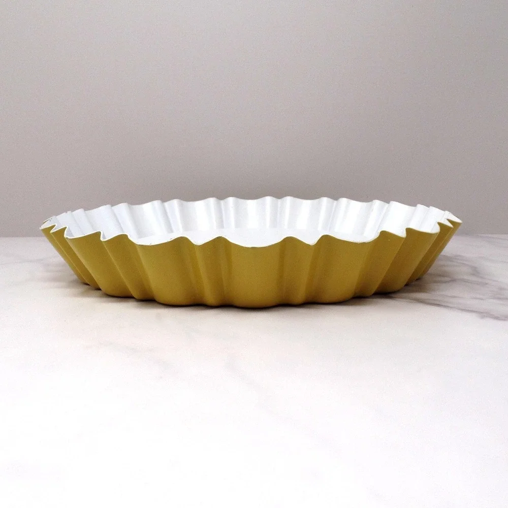 Vintage Nordic Ware Harvest Yellow Flan Pan with Recipe (1970s)